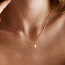 Load image into Gallery viewer, Artificial Necklace for Women and Girl Fashion Necklace