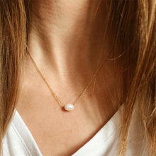 Load image into Gallery viewer, Artificial Necklace for Women and Girl Pearl Necklace