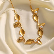 Load image into Gallery viewer, Artificial Necklace for Women and Girl Necklace