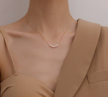 Load image into Gallery viewer, Artificial Necklace for Women and Girl Fashion Necklace
