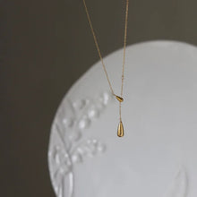 Load image into Gallery viewer, Artificial Necklace for Women and Girl Fashion Necklace
